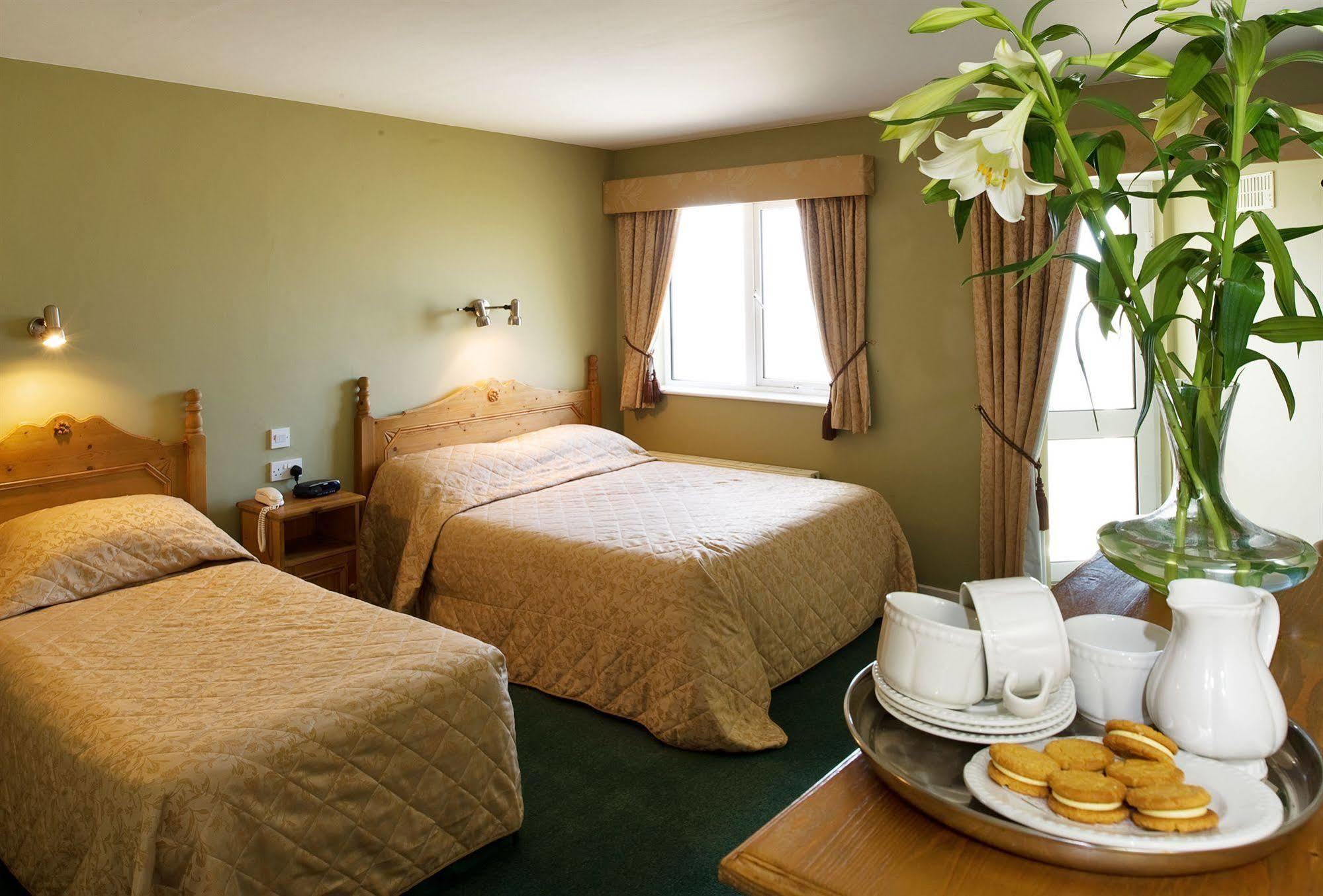 Lehinch Lodge Лехинч Экстерьер фото